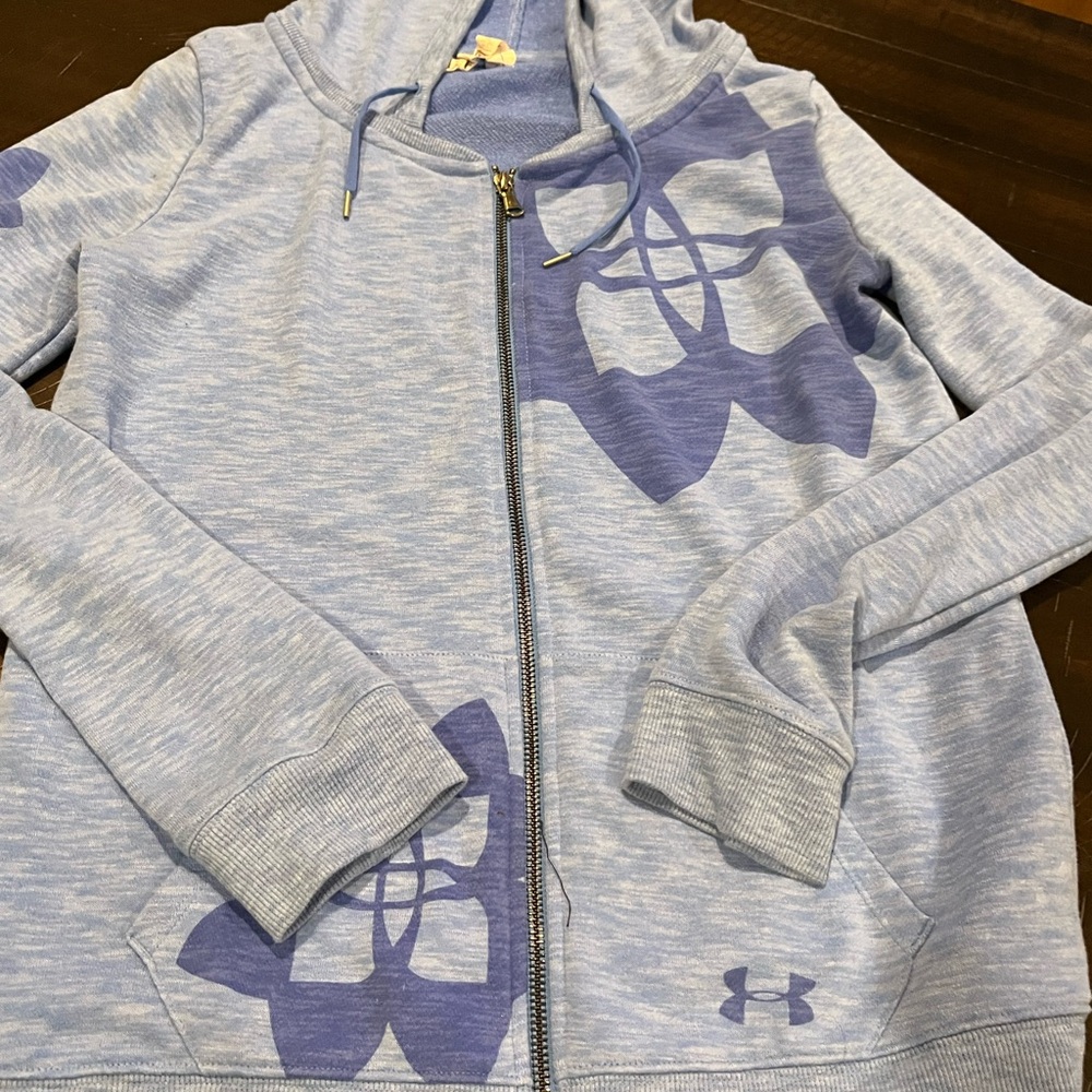 Under Armour Women’s Light Blue Zip-Up Hoodie size small